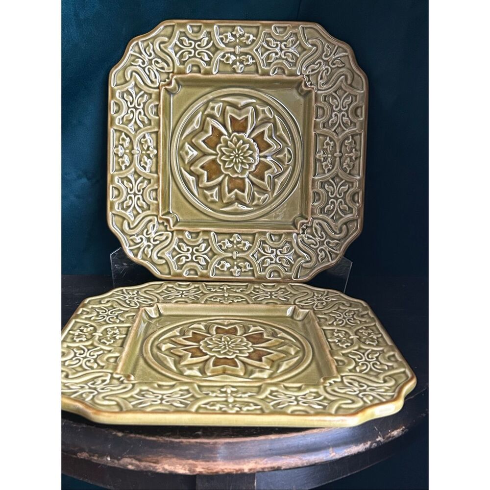 2 American Atelier At Home Medallion Avocado Stoneware Salad Plate 8 3/4 Inch